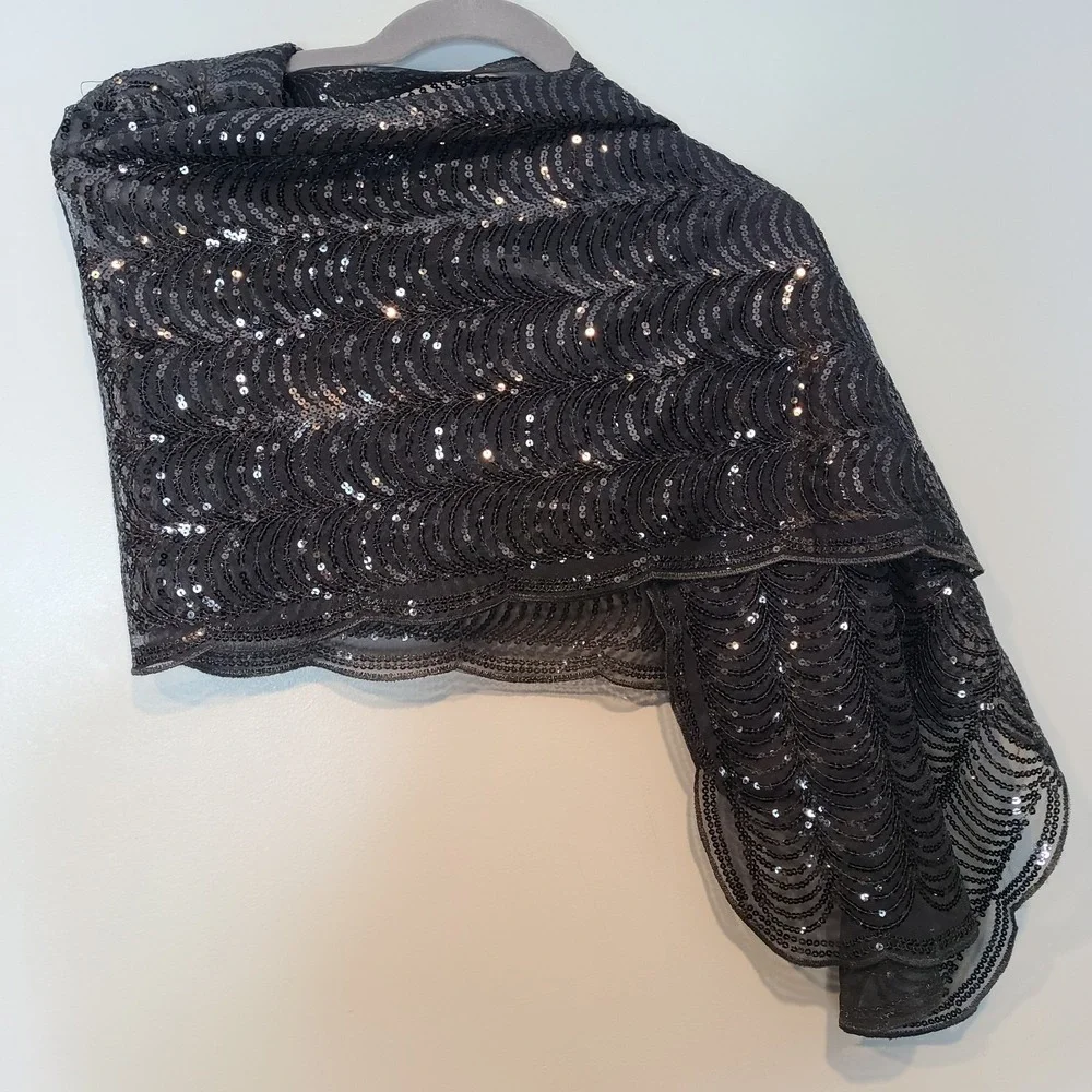 BETSEY JOHNSON Shawl Scarf Wrap Scallop Edge Black Sheer Sparkly Sequins Hoco